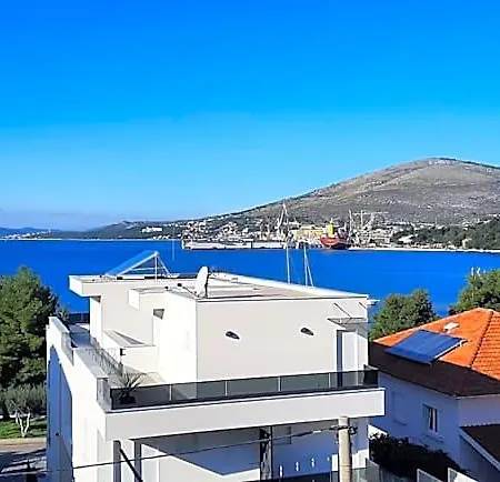 Figos 3* Trogir